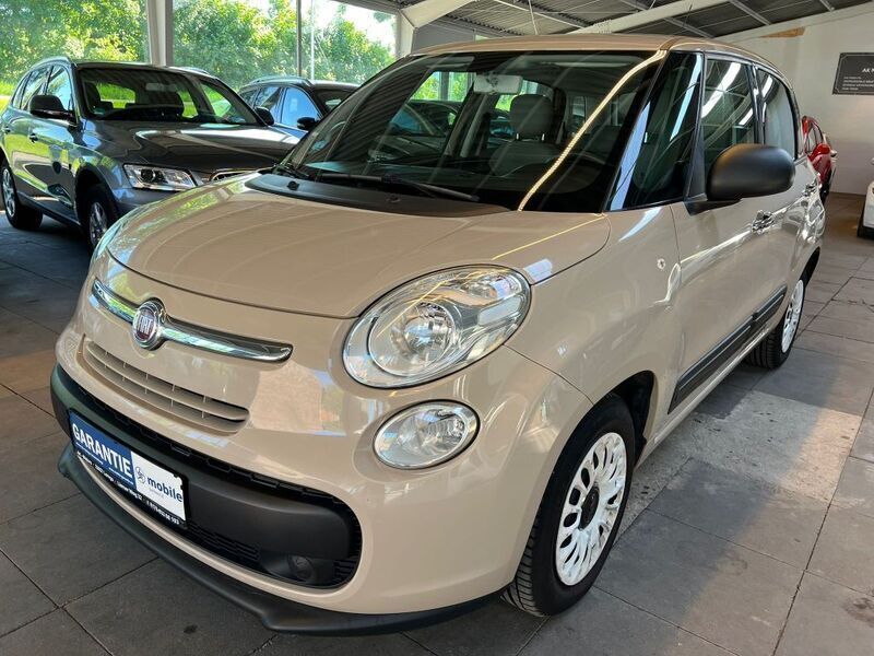 Gebraucht 2015 Fiat 500L Pop Van / Kleinbus | 6.499 € (Fairer Preis) - Bild 1/4