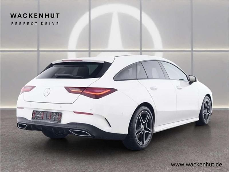 Gebraucht Mercedes CLA200 Advanced 163 PS (119 kW) 2025 Polarweiss  unilack Kombi