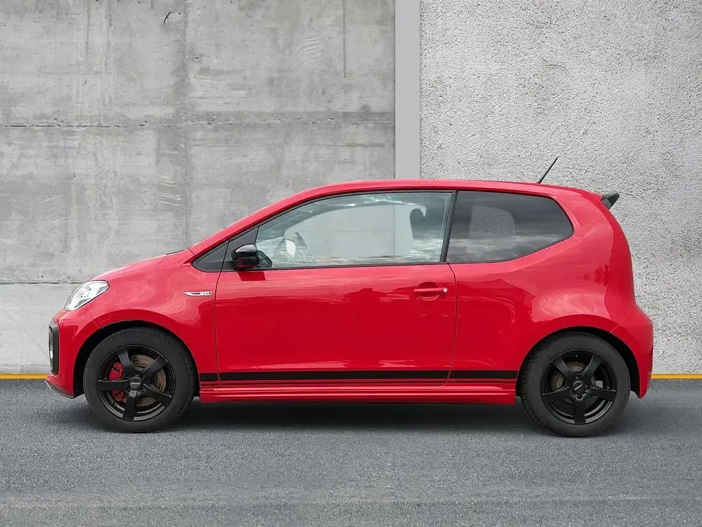 Second-hand VW up! Beats 116 CP (85 kW) 2019 Roșu Hatchback
