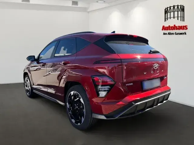 Gebraucht Hyundai Kona N Line 150 kW (204 PS) 2026 Ultimate red / met (rot) SUV