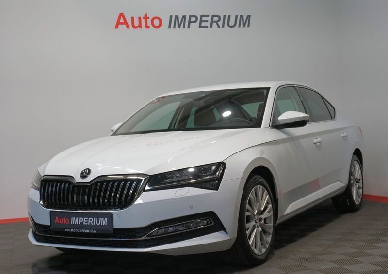 Weiß Gebraucht 2022 Skoda Superb Style Limousine | 28.990 € (Fairer Preis) - Bild 1/4