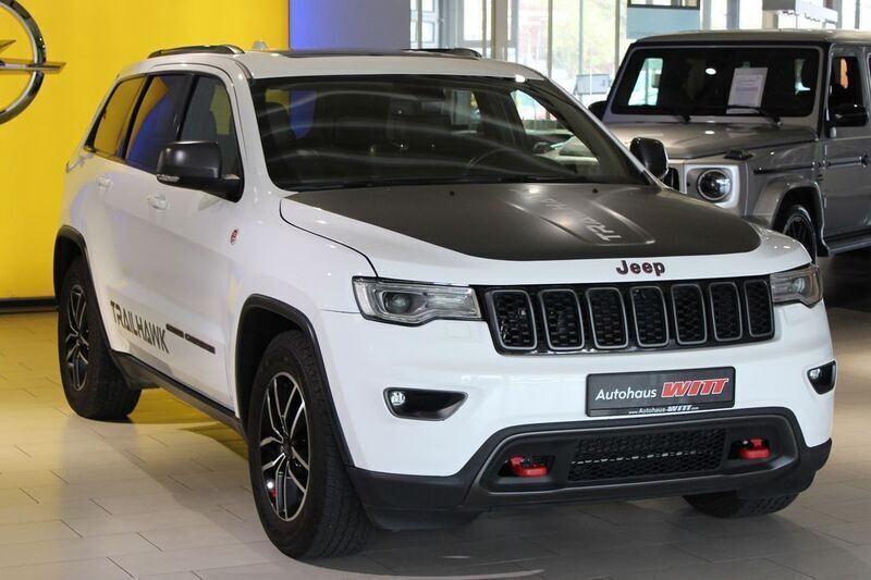Grau Gebraucht 2020 Jeep Grand Cherokee Trailhawk SUV | 39.690 € (Teuer) - Bild 1/4