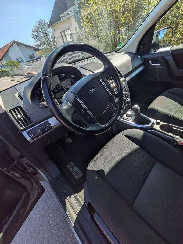 Gebraucht Land Rover Freelander 2 SE 152 PS (111 kW) 2011 Grau SUV