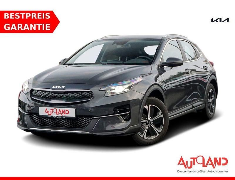 Grau Gebraucht 2022 Kia XCeed Vision SUV | 22.950 € (Etwas zu teuer) - Bild 1/4
