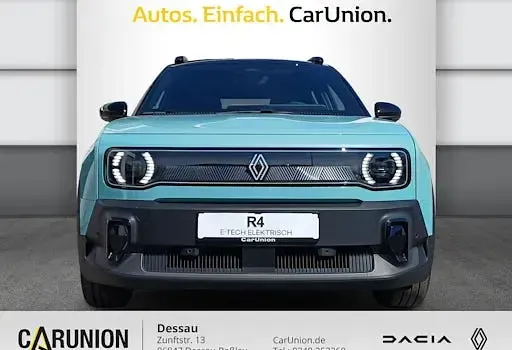 Neu Renault 4 E-Tech Iconic 110 kW (150 PS) 2026 Hautsdefrancegrün, black pearlschwarz metallic SUV