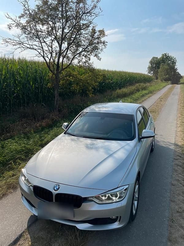 Gebraucht BMW 328 245 PS (180 kW) 2012 Silber Limousine