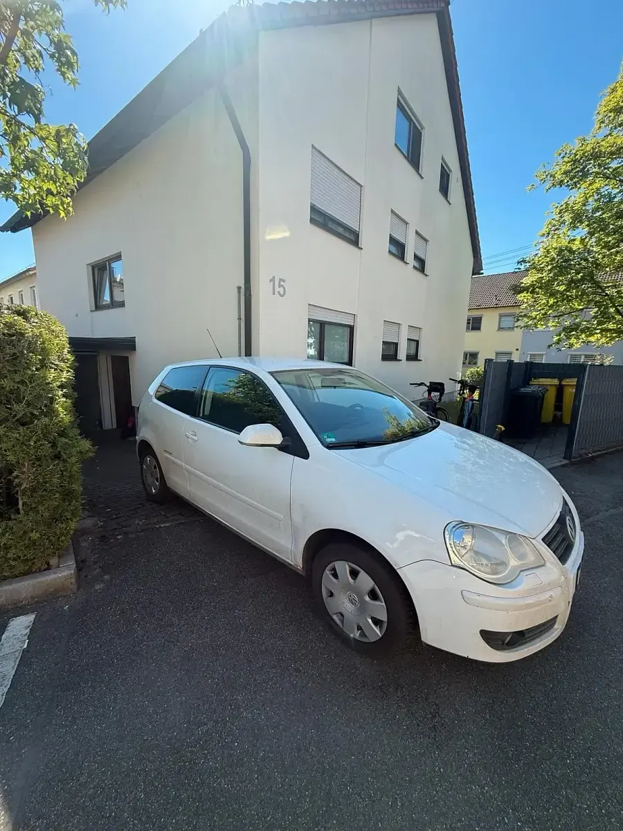 Käytetty VW Polo 54 HP (39 kW) 2007 Valkoinen Viistoperä