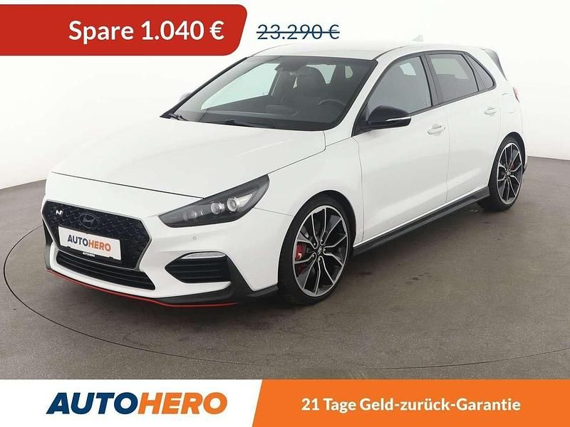 Polar white Gebraucht 2019 Hyundai i30 N Performance Limousine | 22.250 € (Fairer Preis) - Bild 1/3