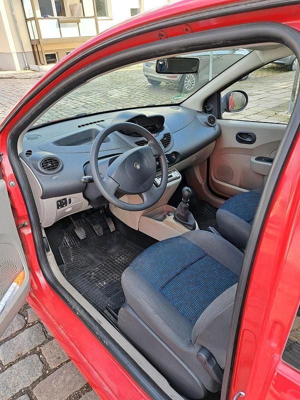 Gebraucht Renault Twingo 58 PS (42 kW) 2008 Rot Kleinwagen