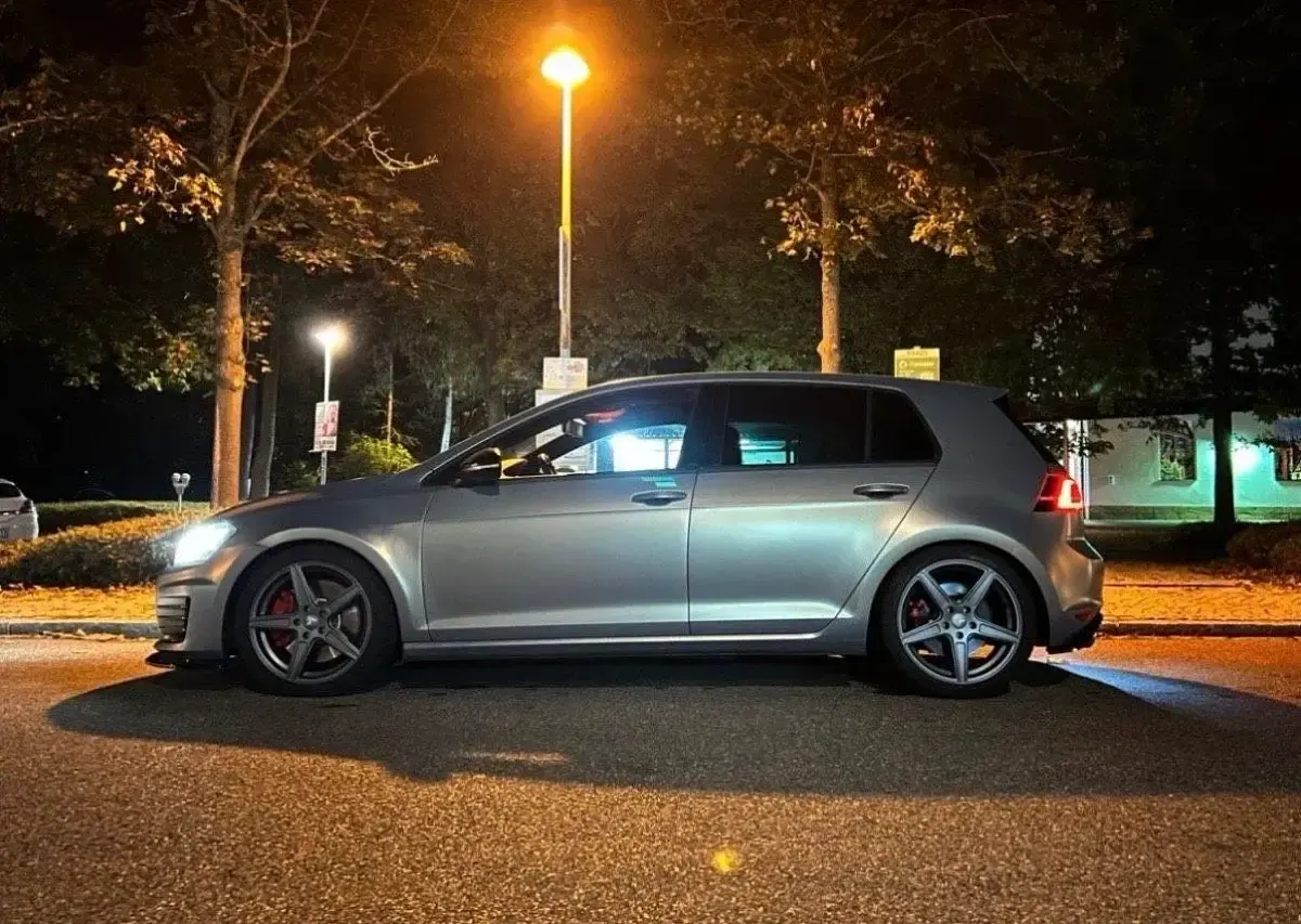 Gebraucht VW Golf VII GTI 230 PS (169 kW) 2015 Grau Limousine