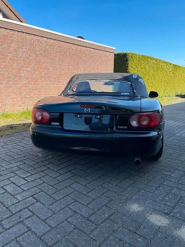 Usata Mazda MX5 110 CV (80 kW) 2002 Nero Cabrio