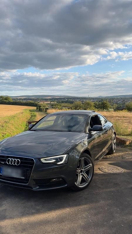 Grau Gebraucht 2012 Audi A5 S-Line Coupé | 10.500 € (Fairer Preis) - Bild 1/4