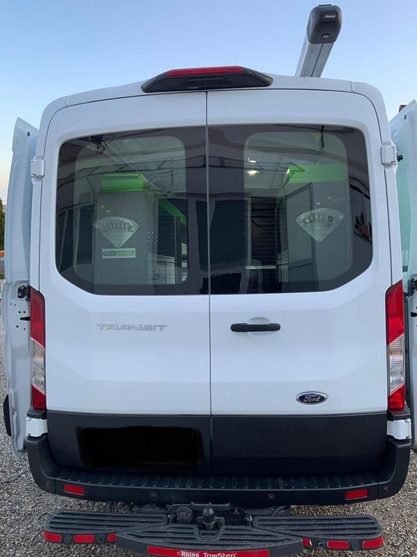 Gebraucht Ford Transit Trend 130 PS (95 kW) 2023 Weiß Van