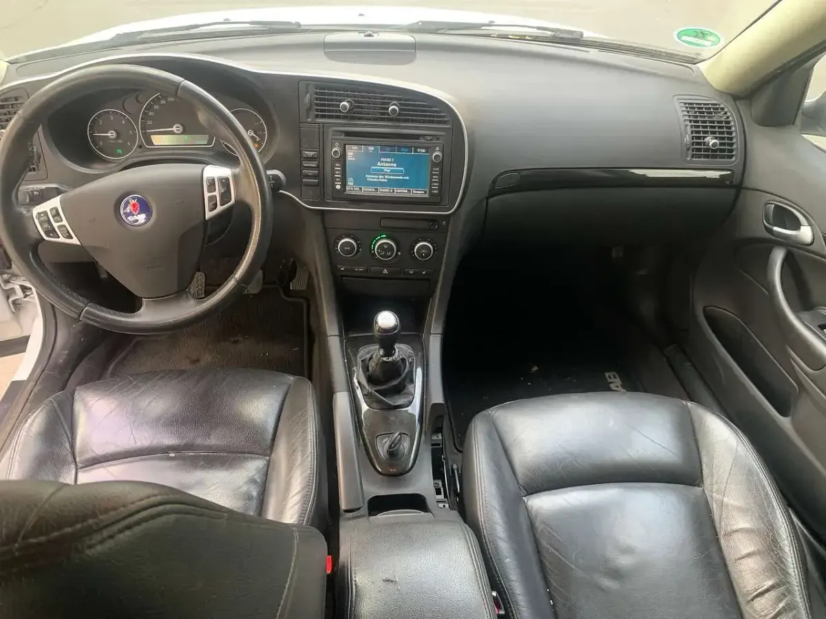 Occasion Saab 9-3 Linear 120 PK (88 kW) 2010 Wit Stationwagen