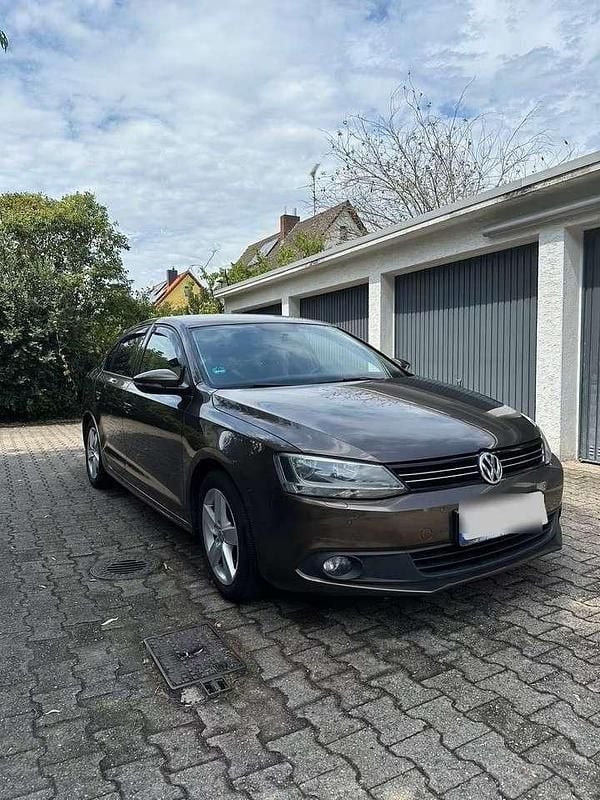 Gebraucht 2012 VW Jetta Comfortline Limousine | 5.300 € (Guter Preis) - Bild 1/4