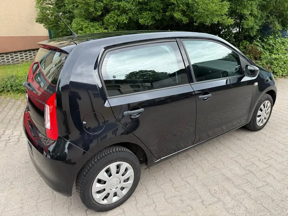 Używany Skoda Citigo 60 KM (44 kW) 2017 Czarny Hatchback