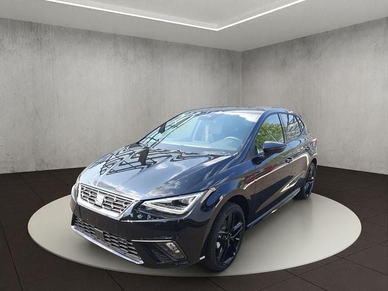 Mitternachtsschwarz Neu 2025 Seat Ibiza Black Edition Limousine | 27.980 € (Teuer) - Bild 1/4