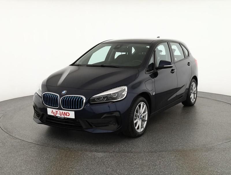 Blau Gebraucht 2018 BMW 225 | 19.990 € (Fairer Preis) - Bild 1/4