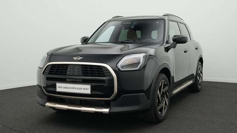 Schwarz Gebraucht 2024 Mini Countryman Favoured SUV | 38.562 € (Fairer Preis) - Bild 1/4