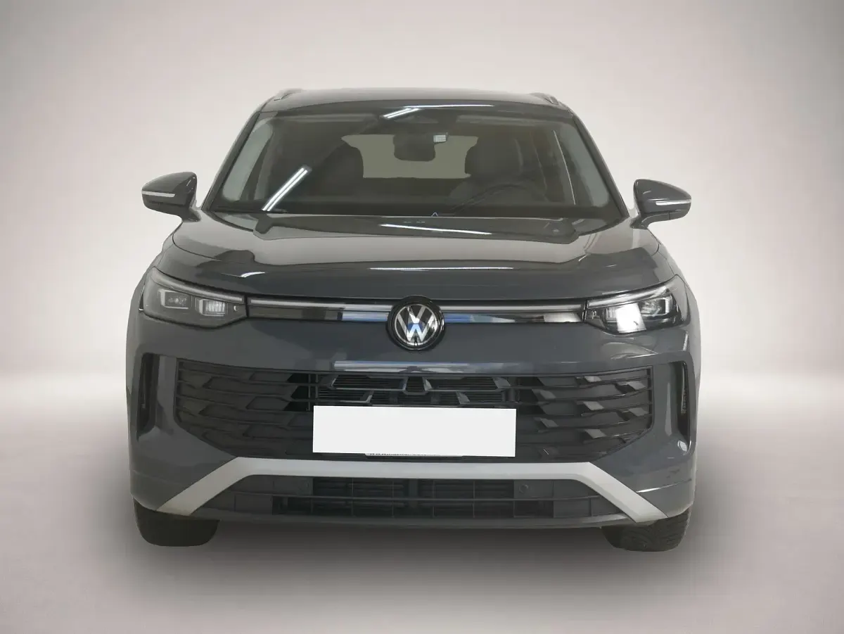 Gebraucht VW Tayron Life 150 PS (110 kW) 2025 Delfingrau metallic SUV