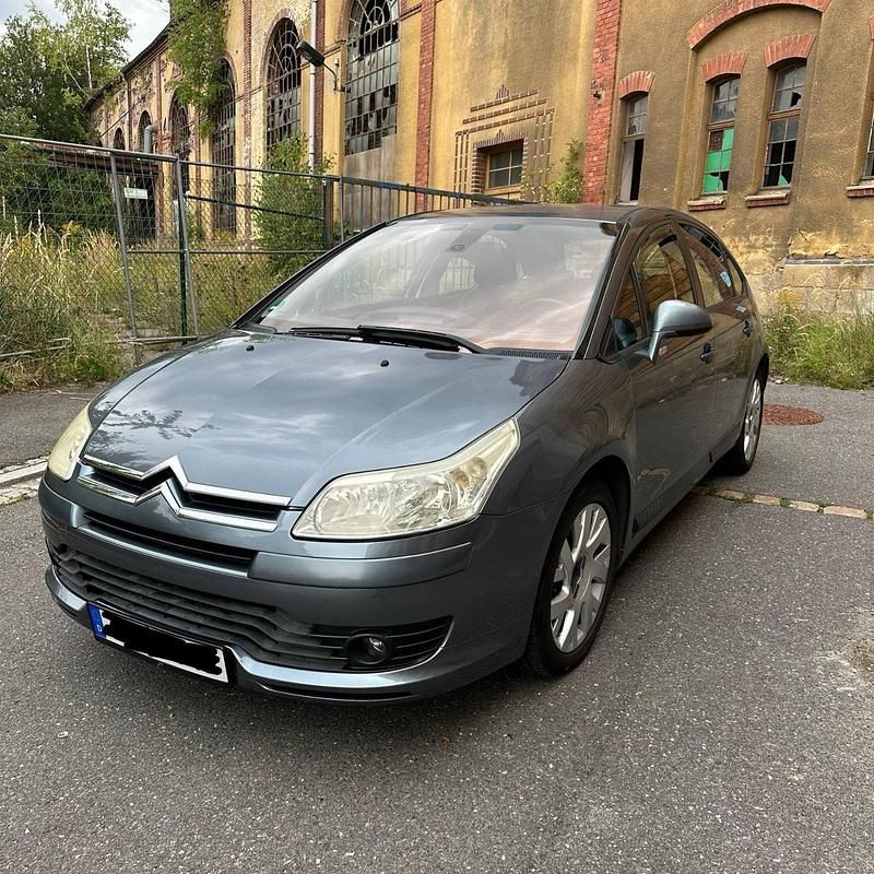 Silber Gebraucht 2007 Citroën C4 Limousine | 3.300 € (Teuer) - Bild 1/4