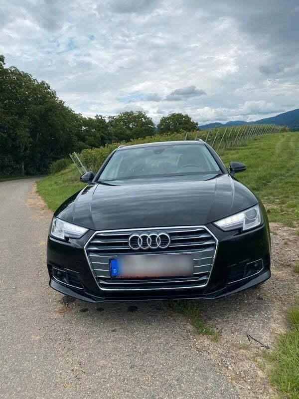 Schwarz Gebraucht 2017 Audi A4 Kombi | 15.999 € (Fairer Preis) - Bild 1/4