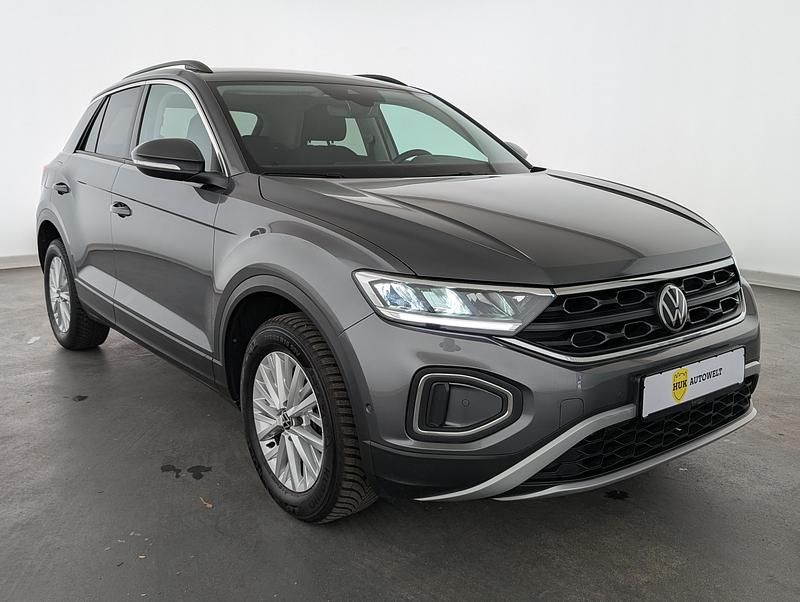 Gebraucht VW T-Roc Life 110 PS (80 kW) 2023 Indiumgrau metallic SUV