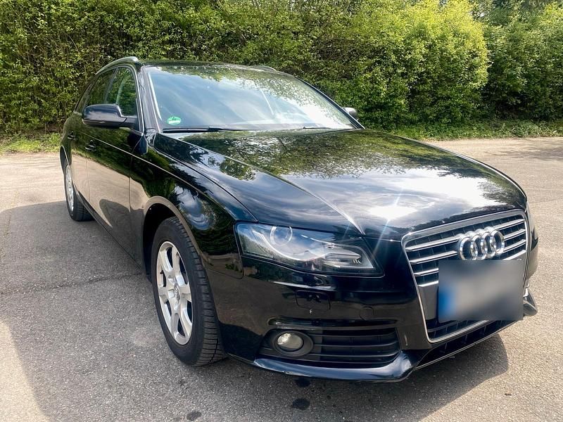 Usata Audi A4 Basis 120 CV (88 kW) 2009 Nero Station wagon