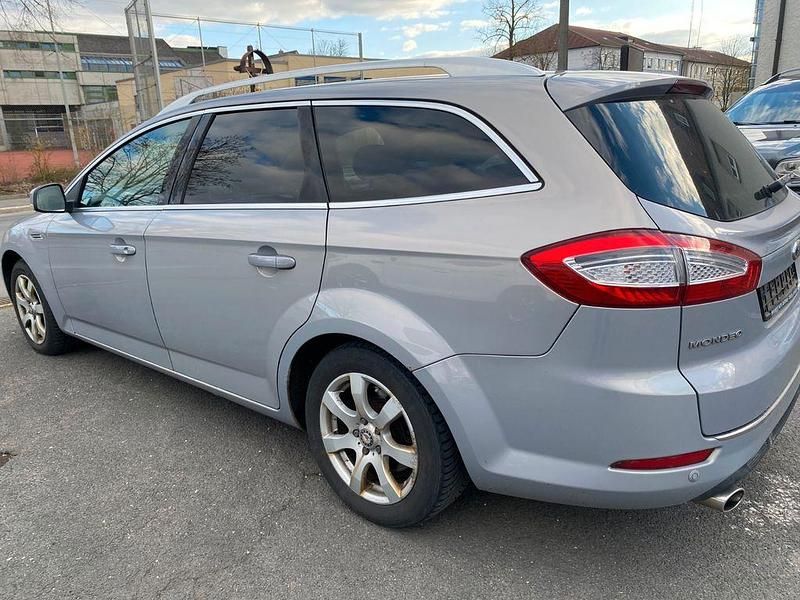Gebraucht Ford Mondeo Titanium 200 PS (147 kW) 2011 Silber Limousine