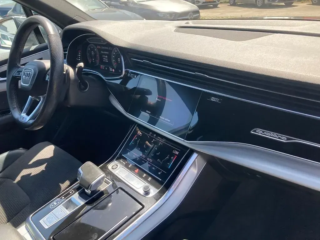 Usado Audi Q7 S-Line 286 HP (210 kW) 2020 Cinzento SUV