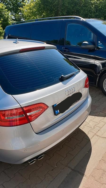 Gebraucht Audi A4 136 PS (100 kW) 2015 Silber Kombi