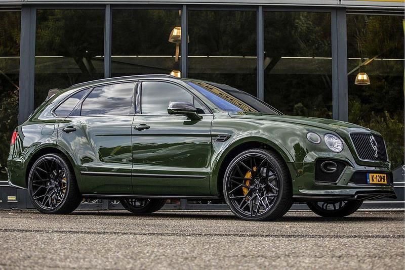 Grün Gebraucht 2019 Bentley Bentayga SUV | 147.500 € - Bild 1/4