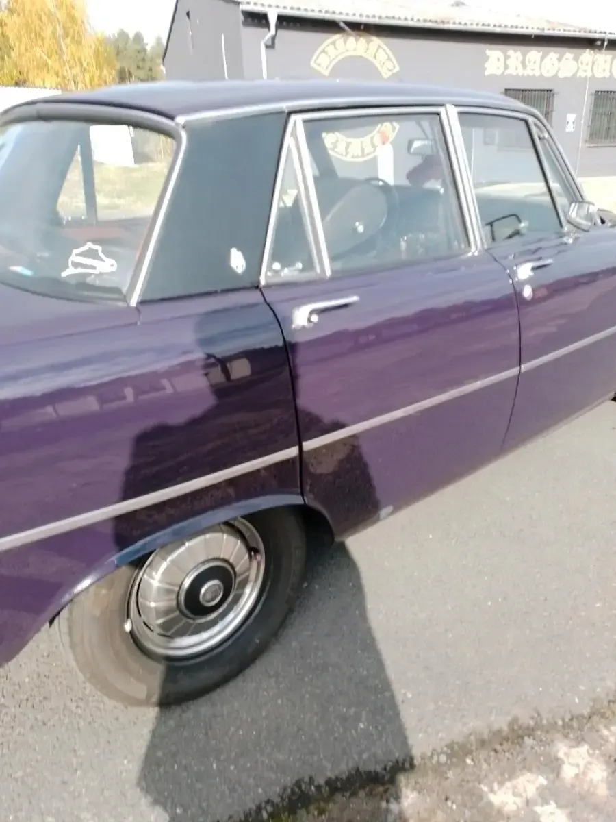 Gebraucht Rover 3500 140 PS (102 kW) 1973 Violet Limousine