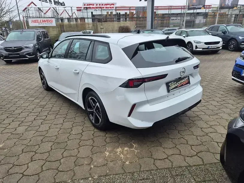 Usado Opel Astra Edition 2025 Branco Citadino