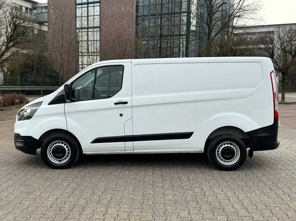 Gebraucht Ford Transit Custom 107 PS (78 kW) 2021 Weiß Limousine