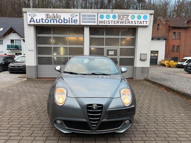 Gebraucht Alfa Romeo MiTo Turismo 105 PS (77 kW) 2012 Grau Kleinwagen
