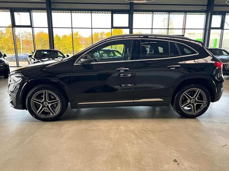 Gebraucht Mercedes GLA250 AMG 218 PS (160 kW) 2024 Schwarz SUV