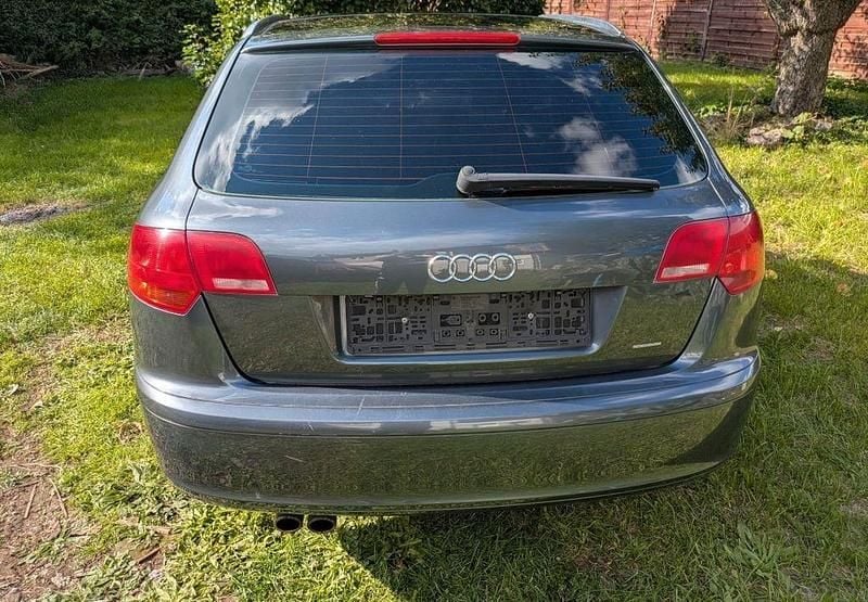 Gebraucht Audi A3 Ambiente 200 PS (147 kW) 2006 Grau Kleinwagen