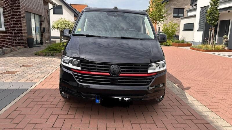 Schwarz Gebraucht 2022 VW T6.1 Beach Van | 83.500 € - Bild 1/4
