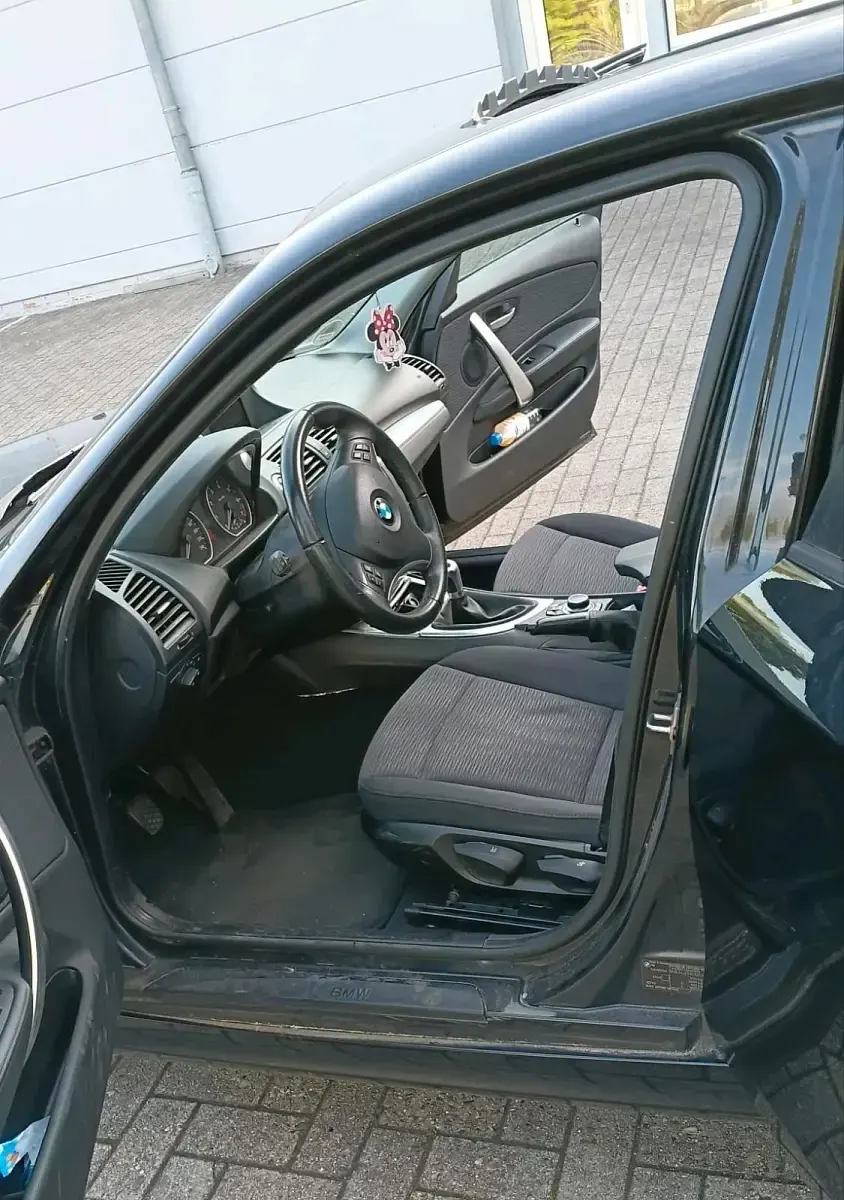 Gebraucht BMW 118 2009 Schwarz Kleinwagen