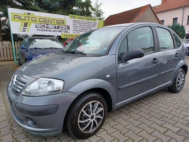 Grau Gebraucht 2004 Citroën C3 Kleinwagen | 1.990 € (Teuer) - Bild 1/4