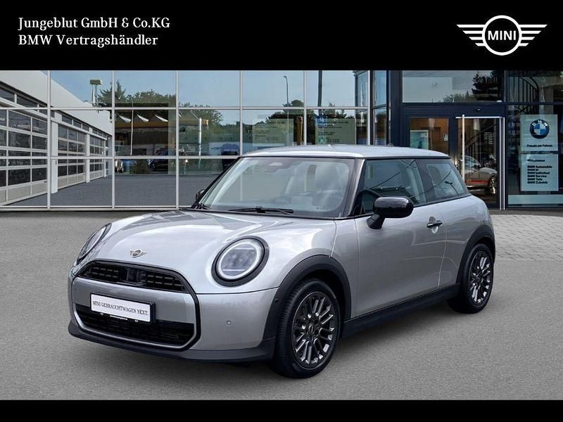 Silber Gebraucht 2024 Mini Cooper Classic Kleinwagen | 27.960 € (Fairer Preis) - Bild 1/3