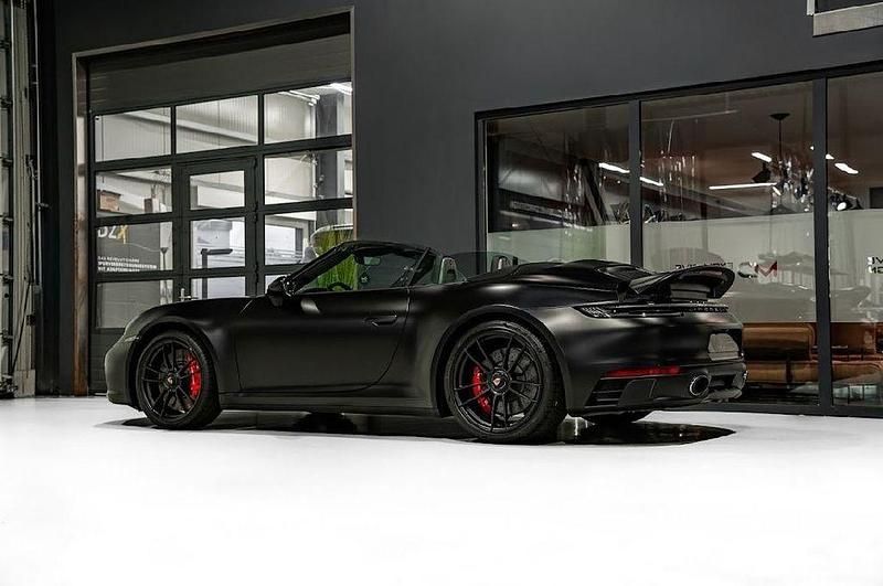 Gebraucht Porsche 911 480 PS (353 kW) 2023 Tiefschwarz Cabrio