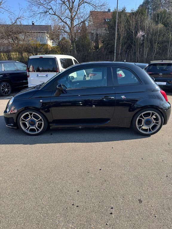 Second-hand Abarth 500 Custom 135 CP (99 kW) 2015 Negru Hatchback