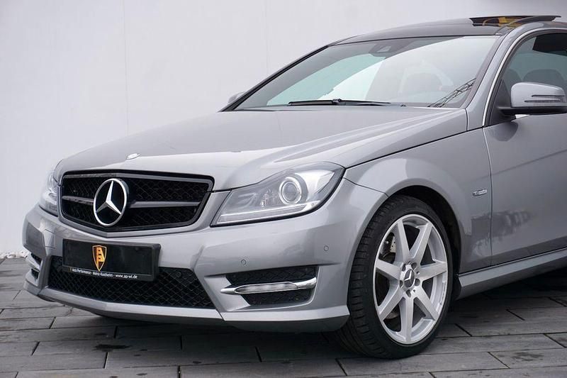 Gebraucht Mercedes C350 306 PS (225 kW) 2011 Grau Coupé