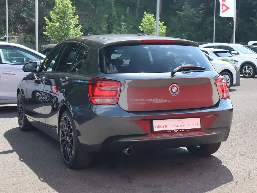 Gebraucht BMW 120 184 PS (135 kW) 2015 Grau Kleinwagen