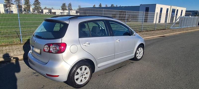 Gebraucht VW Golf VI 80 PS (58 kW) 2010 Silber Kleinwagen