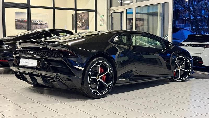 Usata Lamborghini Huracán 640 CV (470 kW) 2022 Nero