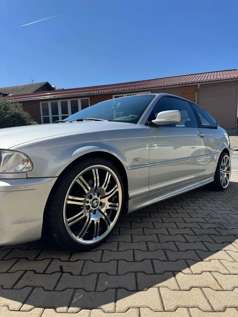 Gebraucht BMW 330 Performance 231 PS (169 kW) 2001 Silber Coupé