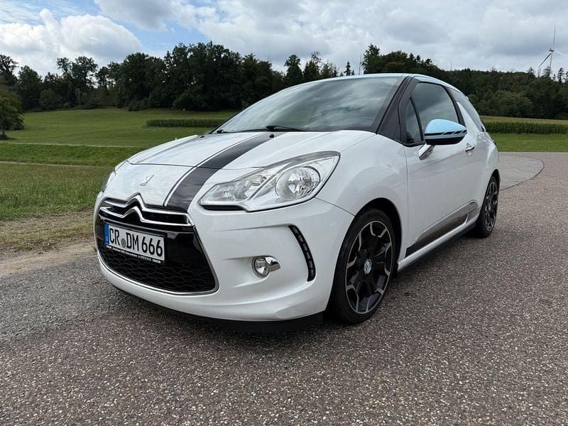 Gebraucht Citroën DS3 Sport Chic 156 PS (114 kW) 2010 Weiß Kleinwagen